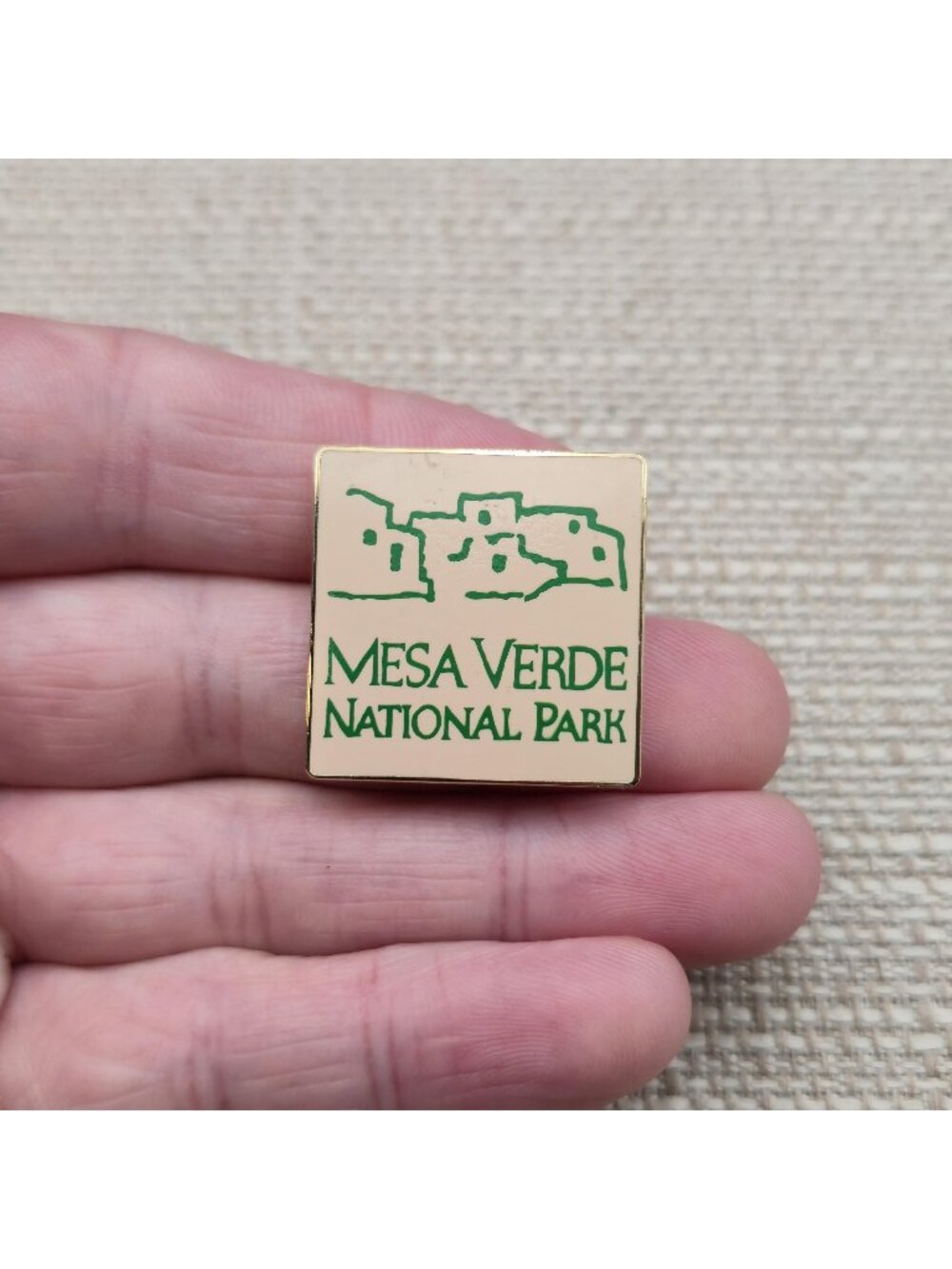 Mesa Verde National Park Colorado Cliff Dwellings Pin | Souvenir Badge A8522